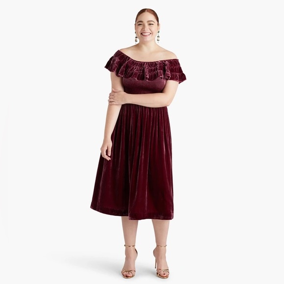 *BRAND NEW* Hill House Akilah Nap Dress Burgundy Velvet NWT - Picture 3 of 6